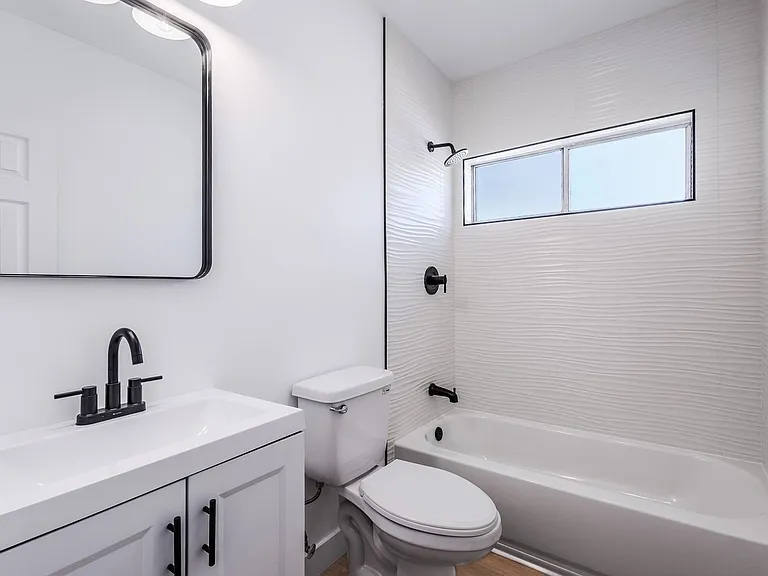 4639 W 17th St #5A — Photo 11