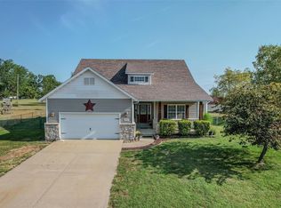 19997 Destiny Rd, Lebanon, MO 65536