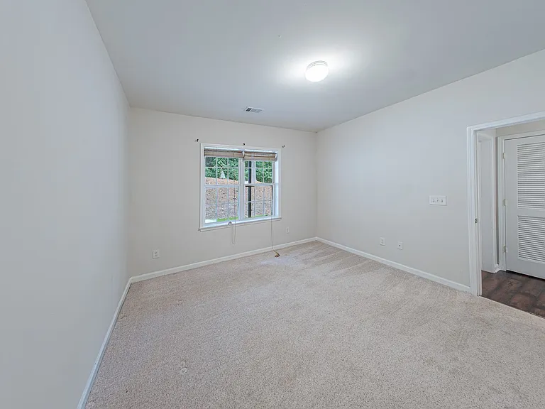 3423 Lathenview Ct — Photo 3
