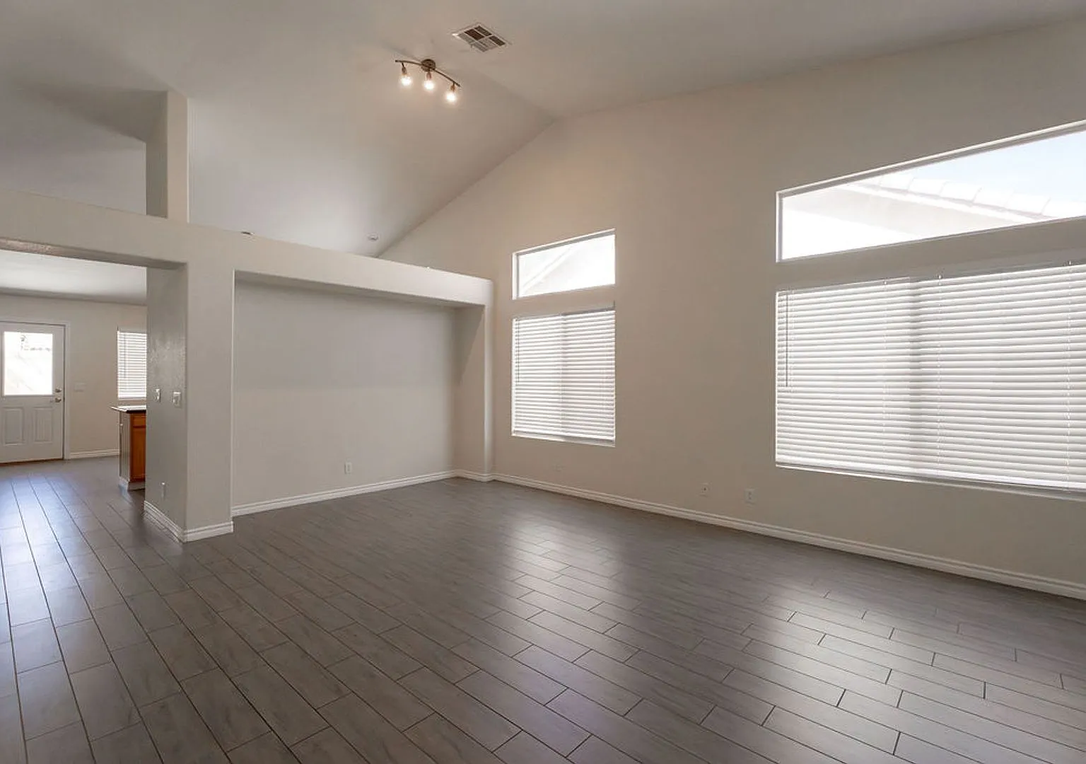 681 Quiet Stream Court, Henderson, NV 89052 — Photo 2