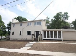 2400 SE 8th Ct, Des Moines, IA 50315