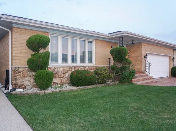 4719 N Anthon Ave, Chicago, IL 60656