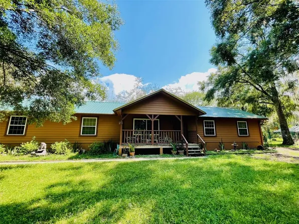 785 Willow Pond Ln, Geneva, FL 32732