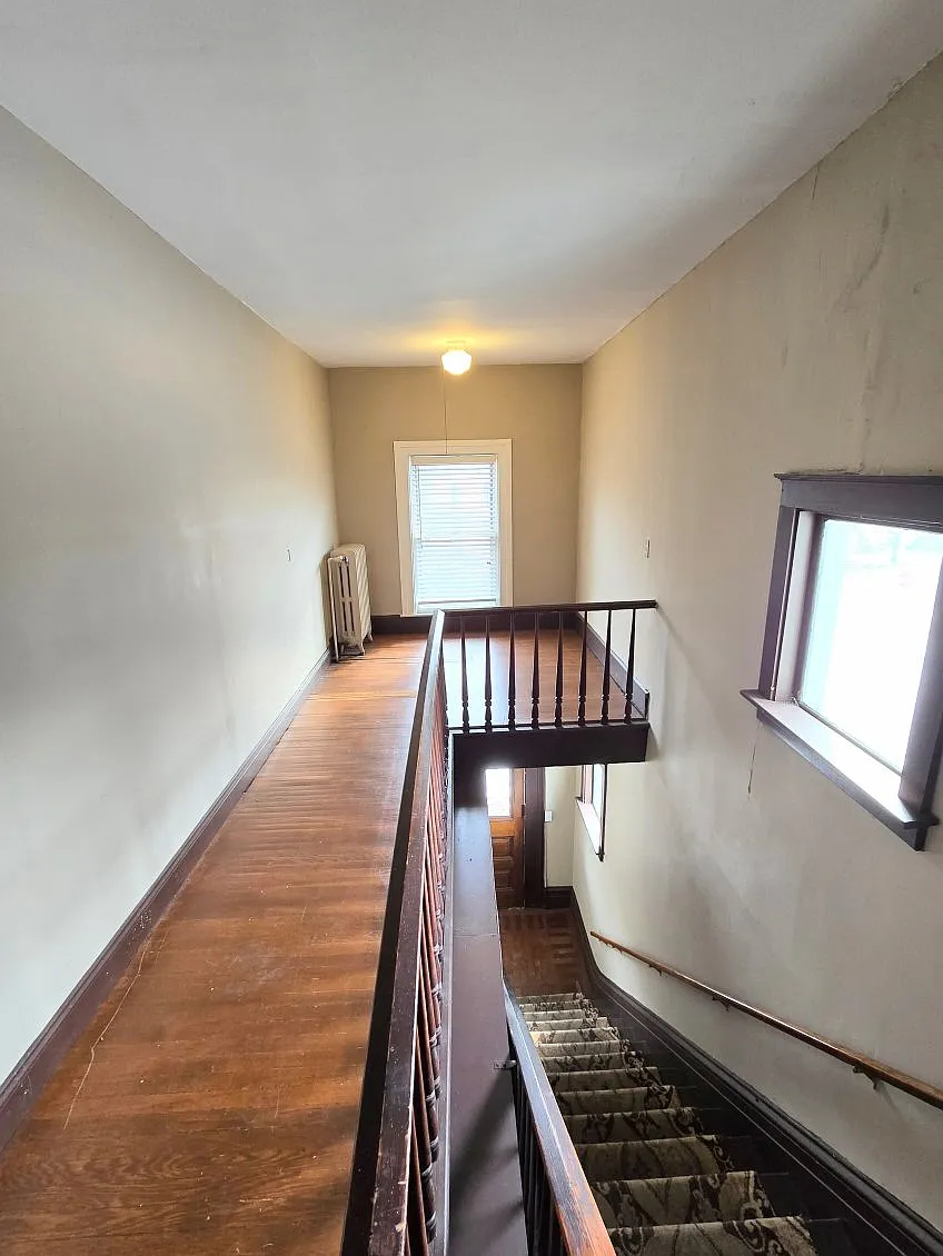 320 West Clinton Street 3 - 3 — Photo 2