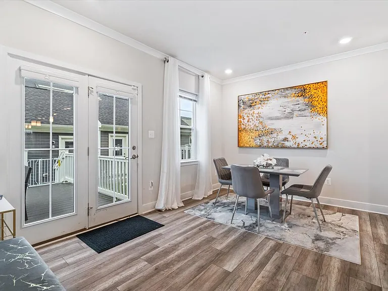 1309 Crampton Pl — Photo 15
