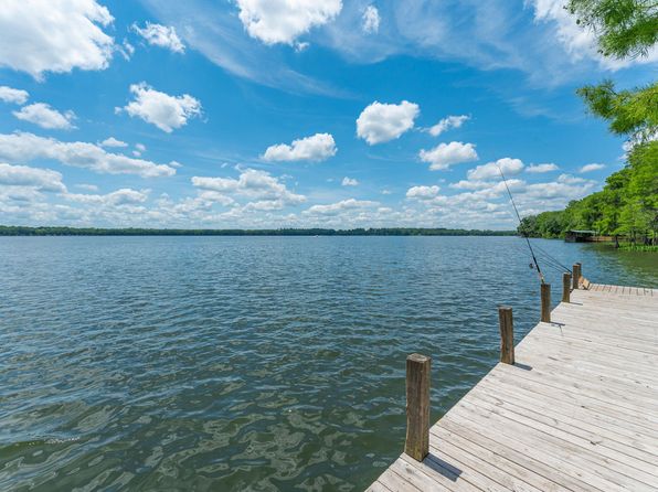 669 5th St, Florala, AL 36442