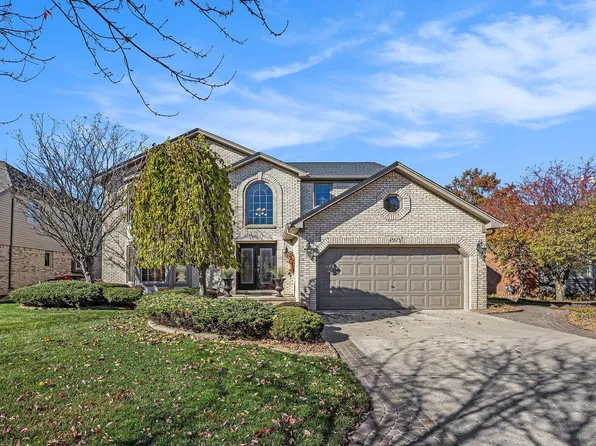 43673 Welland Dr, Clinton Township, MI 48038