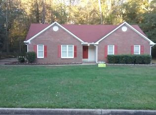 135 Ridge Brook Ct, Jonesboro, GA 30238