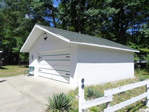 3rd image of 726 Lake James Drive