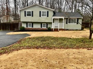 9640 Della Dr, Henrico, VA 23238