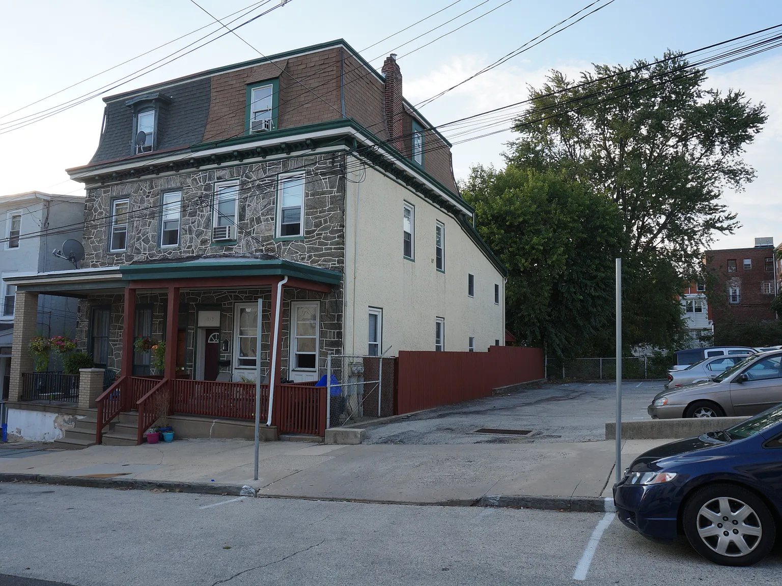 2 bed, 1050 sqft, $1,695 — Photo 3