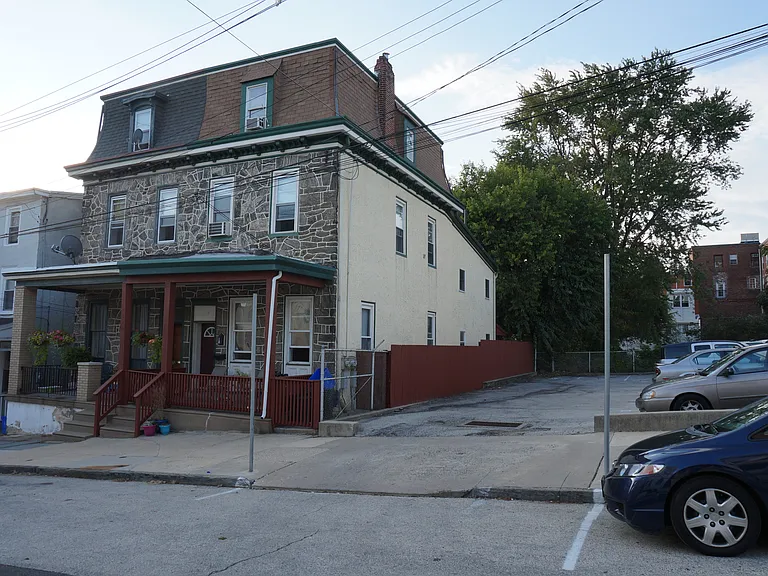 3513 Bowman St #2 — Photo 3
