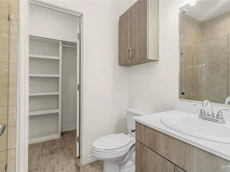 900 E Redbud Ave #15B5 — Photo 6