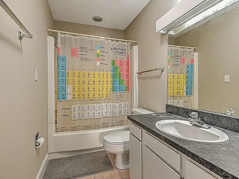 109 Beechnut St #7 — Photo 34
