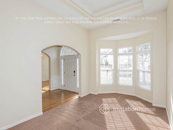 3rd image of 9822 Edinburgh Ln