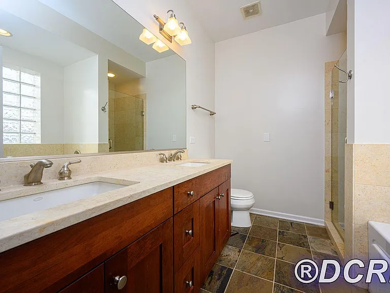 7024 N Ridge Blvd #2S — Photo 12