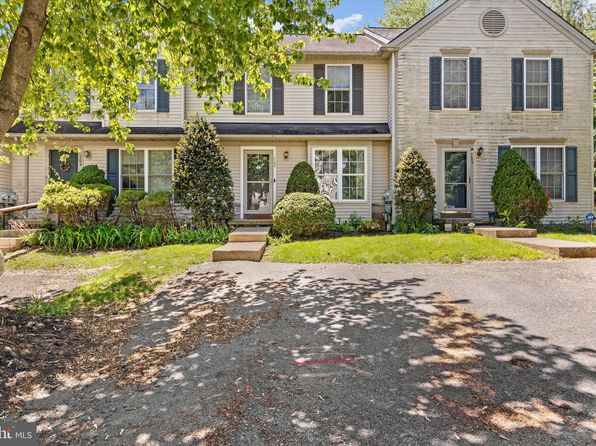 102 Harvard Ave, Lancaster, PA 17603