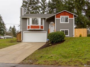 6811 Hillgrove Ln SW, Lakewood, WA 98499
