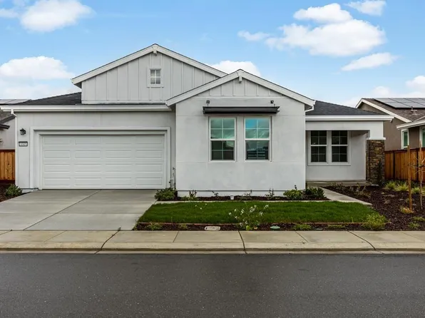 1045 Finley Dr, Manteca, CA 95336