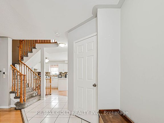 5th image of 24 Seaside Cir