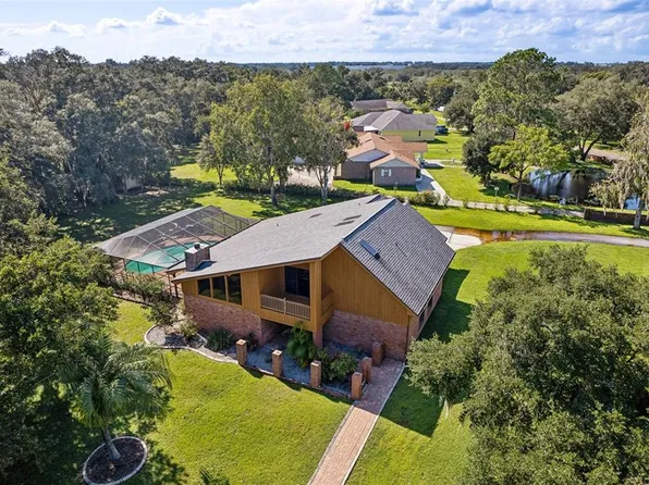 2516 Pemberton Creek Dr, Seffner, FL 33584