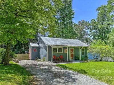 50 Thomas St, Brevard, NC, 28712