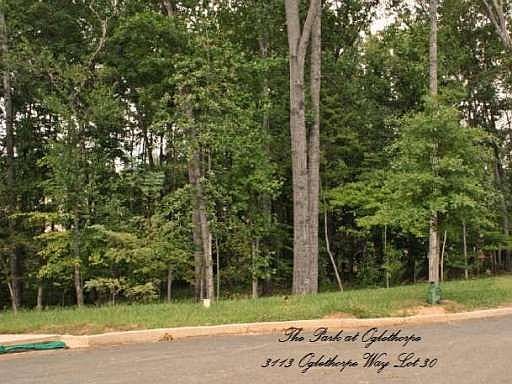 2nd image of 3113 Oglethorpe Way