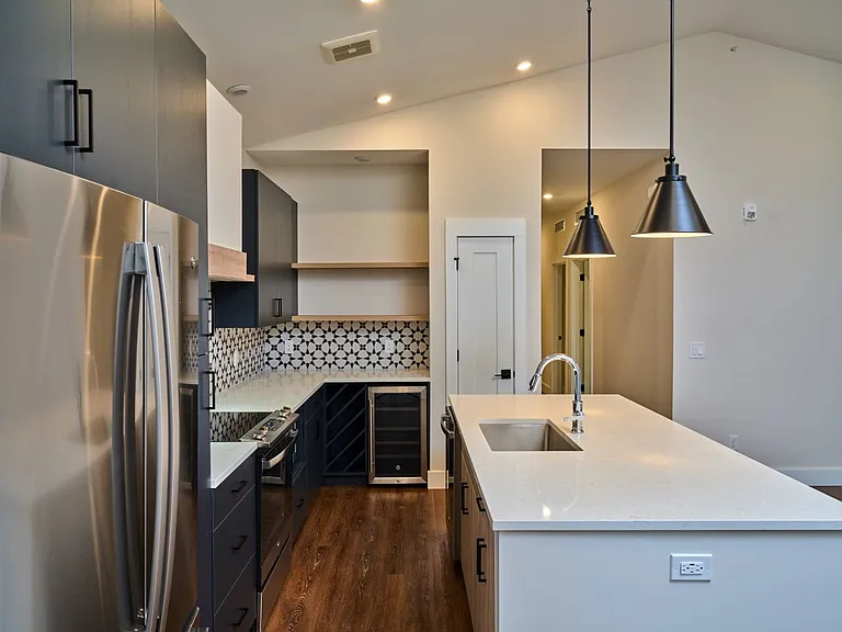 4040 Walton Creek Rd #107 — Photo 21