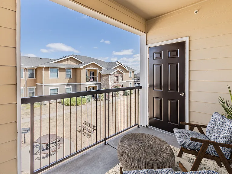 Rosemont at Mayfield Villas — Photo 13