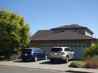 518 Neptune Dr, Redwood City, CA 94065