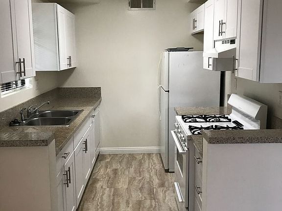 4th image of 10737 La Grange Ave #8880036
