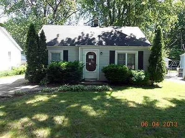 14956 Alexander St, Livonia, MI 48154