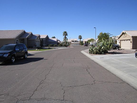 5th image of 8925 W Maui Ln