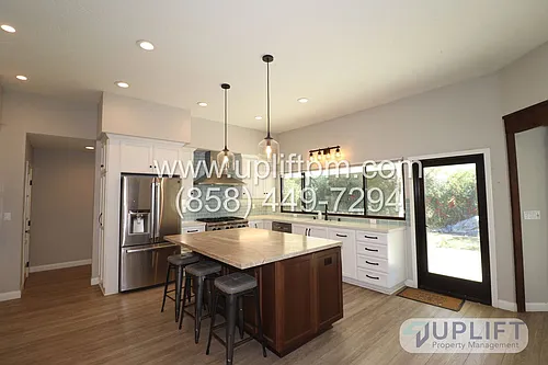 4721 Meadowridge Rd Photo 1 4721 Meadowridge Rd Photo 1