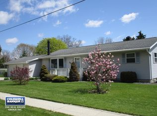 303 N 44th St, Manitowoc, WI 54220