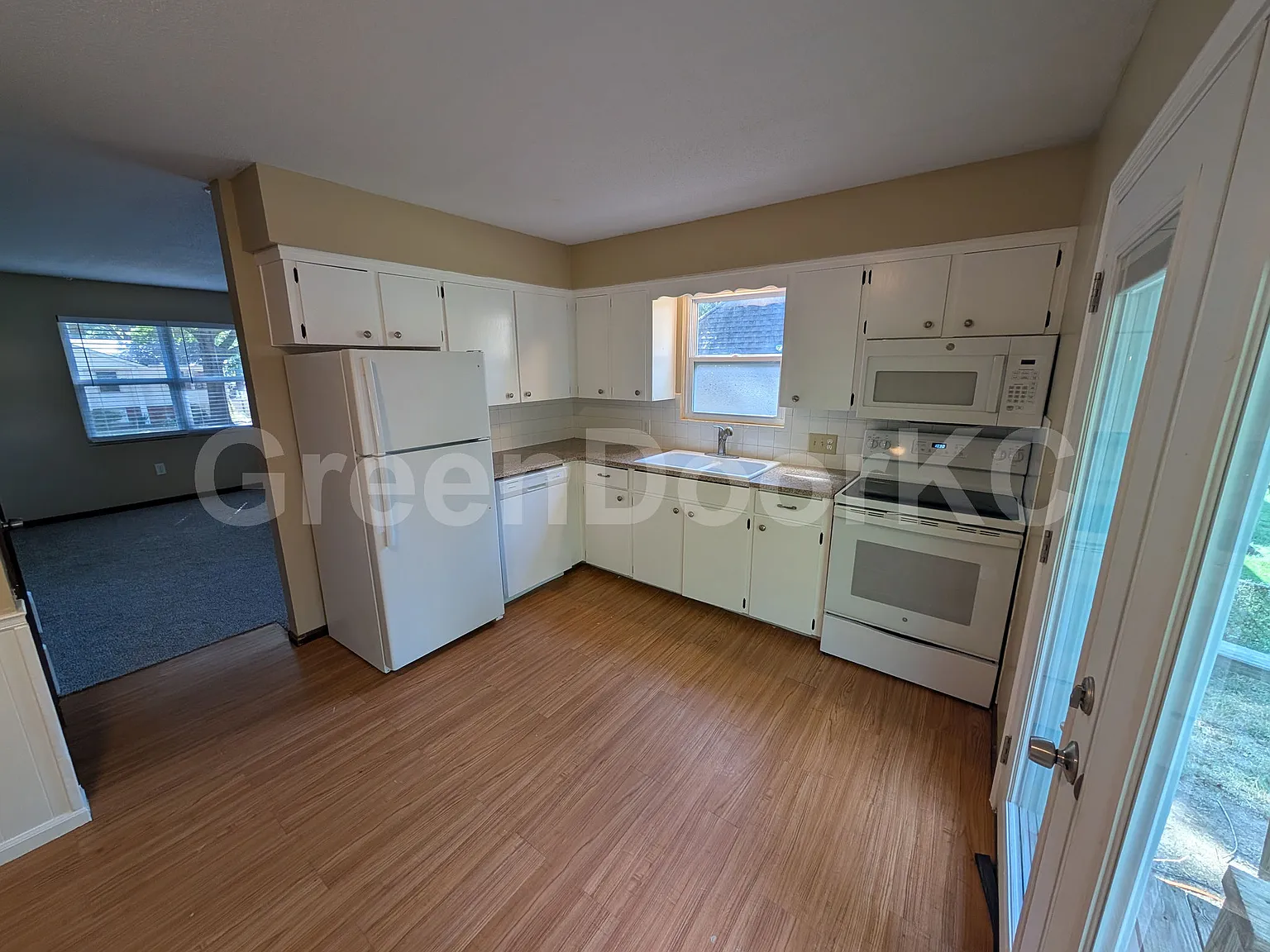 327-329 S Cardinal Drive - 329 — Photo 2