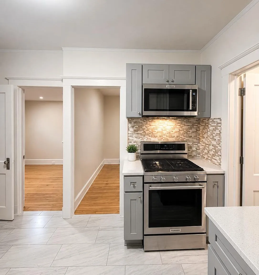 2 bed, 1.0 bath, $2,200 — Photo 3
