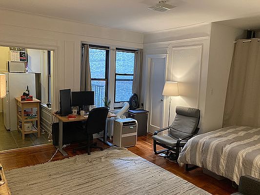 3rd image of 75 Pierrepont St #4C