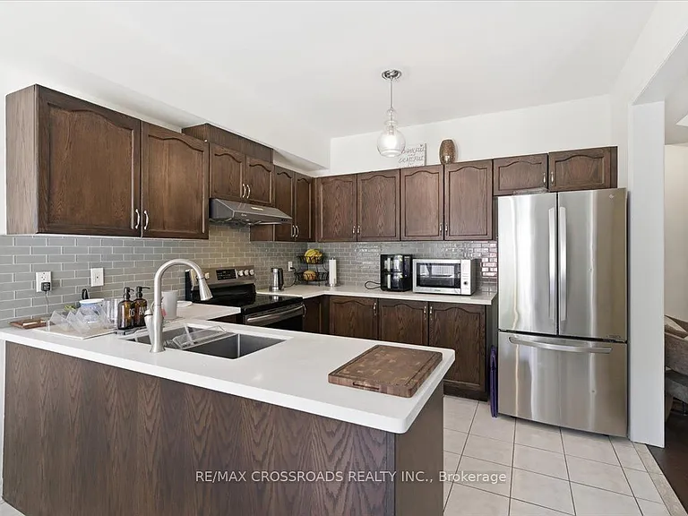 8 Culver Ln — Photo 11