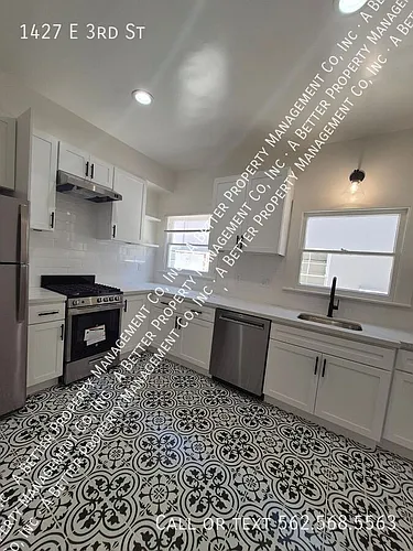 1427 E 3rd St Photo 1 1427 E 3rd St Photo 1
