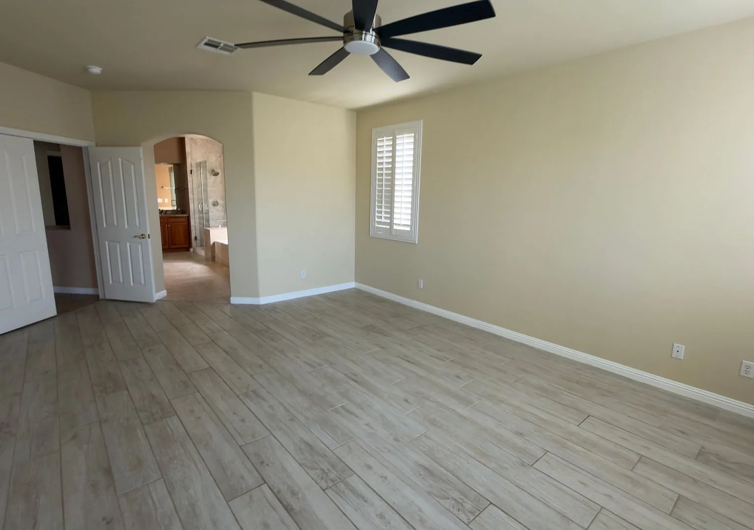 Remodeled Gated Summerlin Home with Heated Pool and Spa — Photo 4