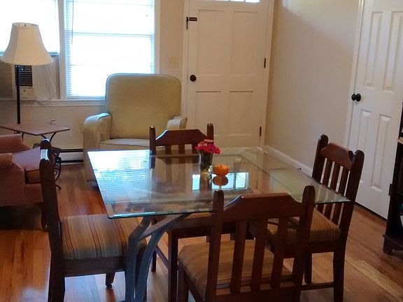 Living room/dining room - view of front door