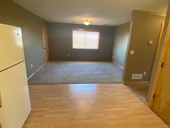 2nd image of 1205 Hidden Ln APT 8