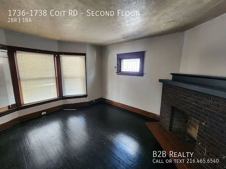1736-1738 Coit Rd #2 — Photo 7
