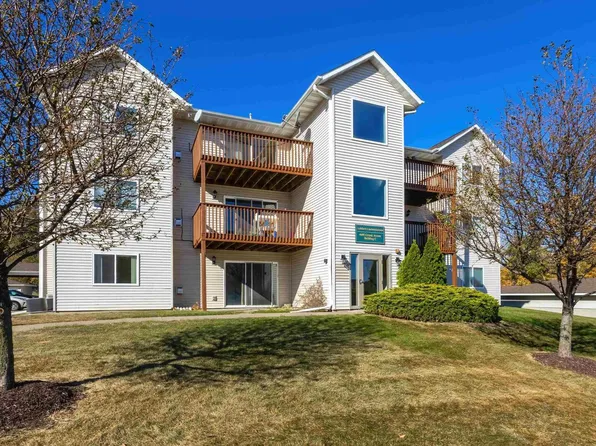 4600 Grand Ave Unit C10, Davenport, IA 52807