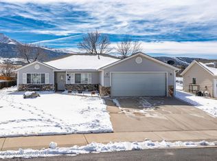256 Cliff View Cir, Parachute, CO 81635