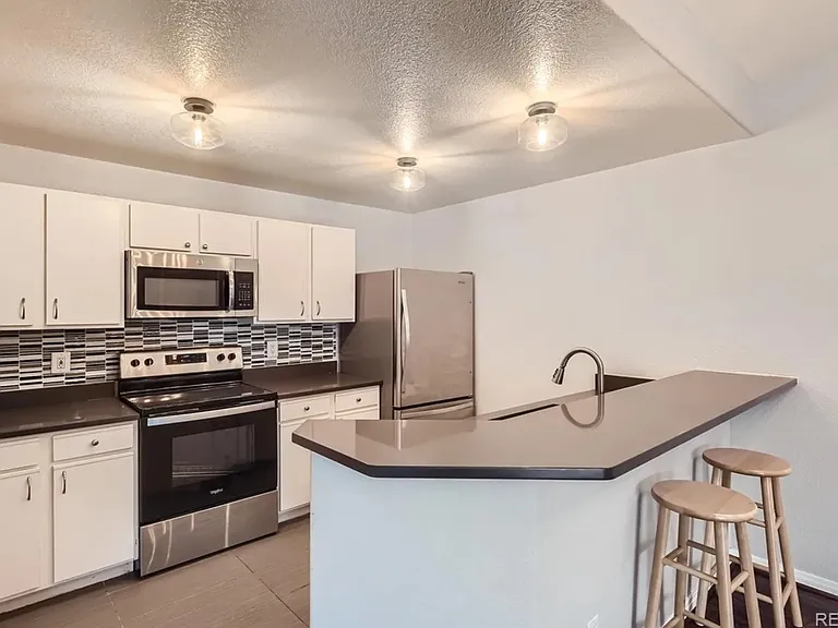 4145 E 119th Pl — Photo 2