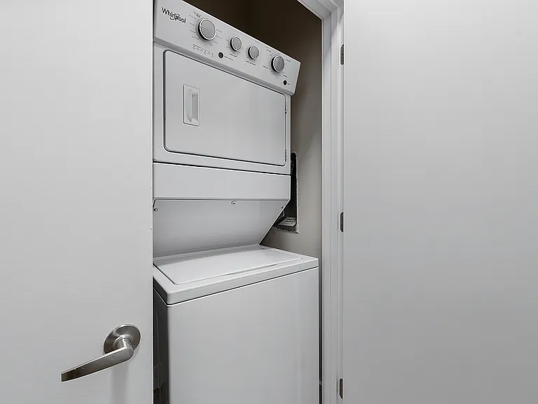 In-Unit Washer/Dryer In-Unit Washer/Dryer
