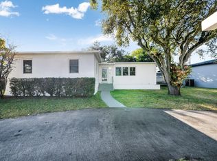 8250 SW 27th Ln, Miami, FL 33155
