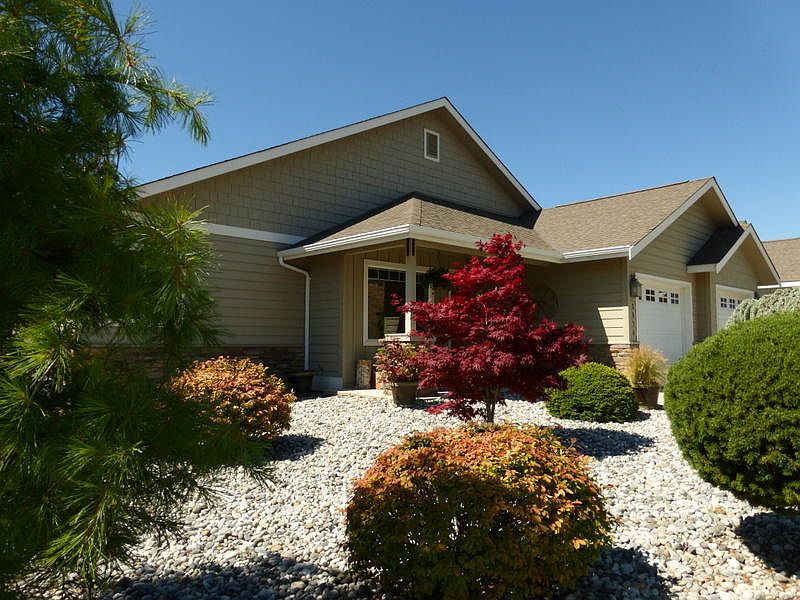 1st image of 2830 Blue Heron Ln